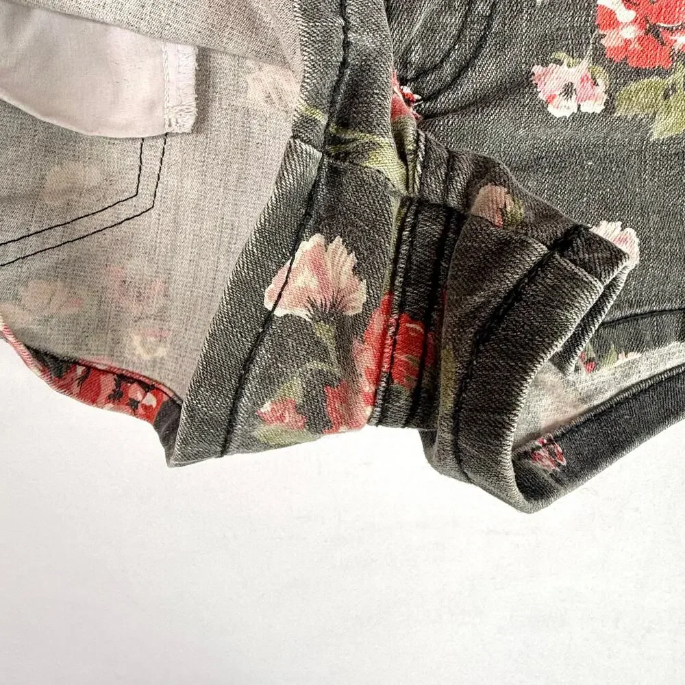 City Streets Classic Shorty Grey Floral Micro Shorts 9